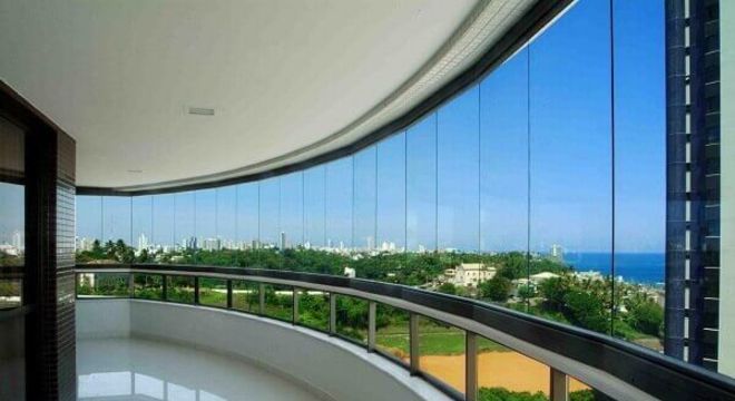 Cortina de vidro pode ser utilizada em ambientes internos e externos