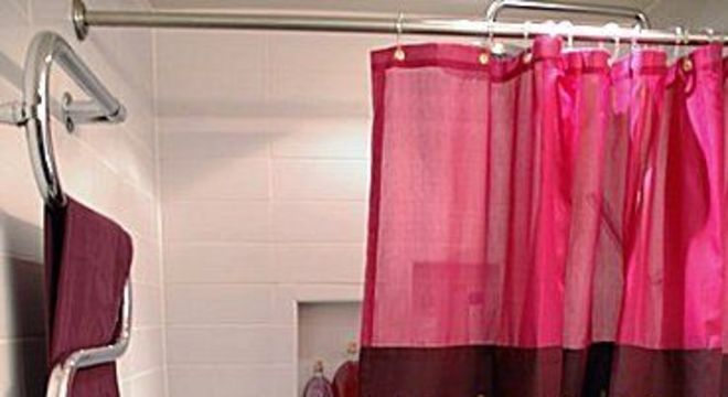 cortina para banheiro - cortina de box roxa 