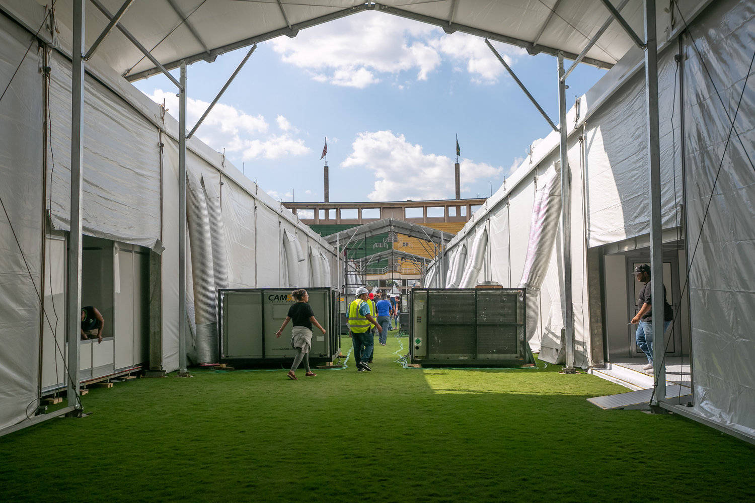 Hospital De Campanha E Montado No Estadio Do Pacaembu Em Sp Fotos R7 Sao Paulo