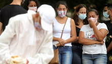 Brasil ultrapassa 300 mil mortes por covid, com 1.999 nas últimas 24h