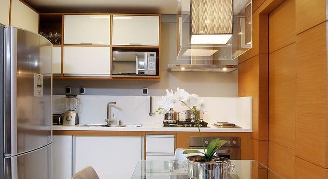 cozinhas pequenasdecorada-com-porta-de-madeira