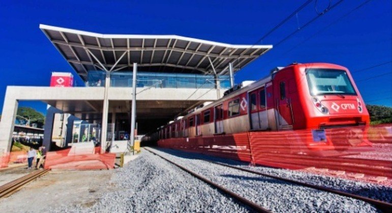 Os funcionários da CPTM estavam a serviço no momento do acidente
