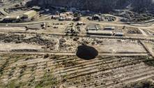 Chile alerta que área em torno de cratera no Atacama tem alto risco de colapso
