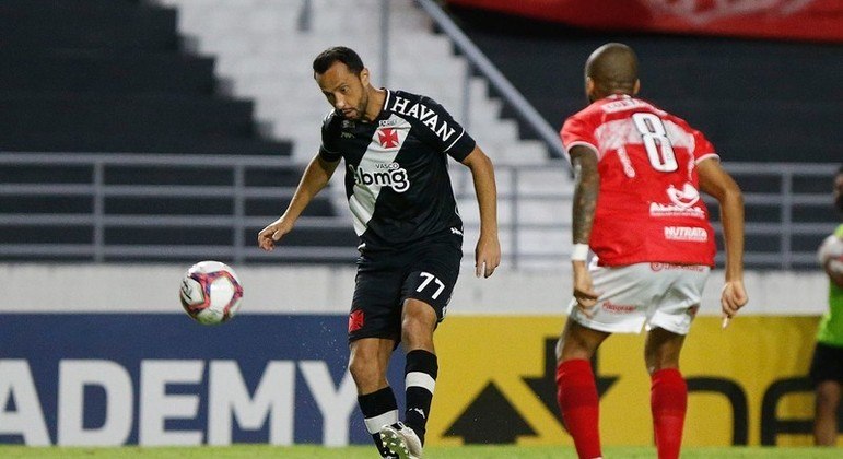 CRB - Sobe: as melhores oportunidades da equipe alagoana aconteceram nas jogadas aéreas. O time teve um gol anulado no primeiro tempo. No fim, Renan Bressan empatou a partida e salvou o time. / Desce: o goleiro Diogo Silva teve uma atuação irregular e deu rebote em pelo menos três chutes do Vasco em direção ao seu gol. No fim, fez duas boas defesas, mas também deu rebote e não encaixou a bola. 