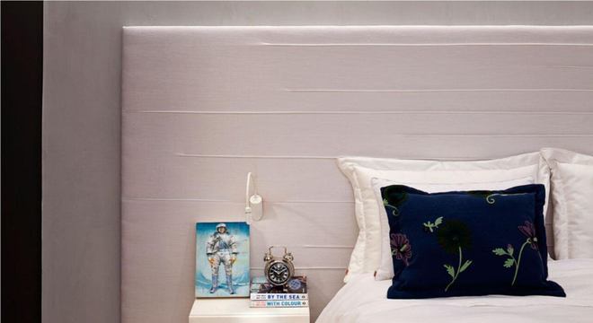 criado mudo suspenso - criado mudo em quarto