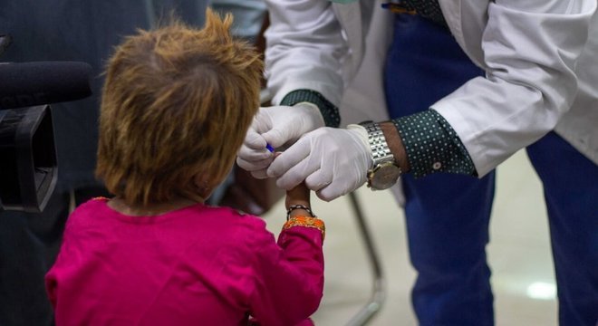 Província no Paquistão testemunhou uma das maiores epidemias de HIV entre crianças na Ásia 