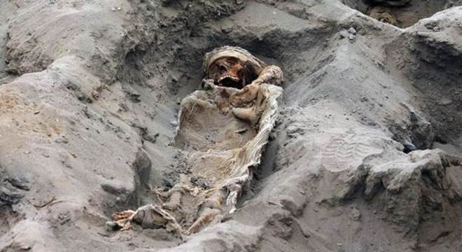 Arqueólogos acreditam ainda ser possível descobrir mais corpos de crianças 