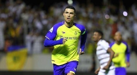 Cristiano Ronaldo quer levar Luis Castro para o Al Nassr