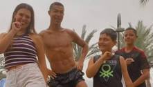 Dança, gatinho, dança! Cristiano Ronaldo 'joga de ladinho' com a família; veja vídeo