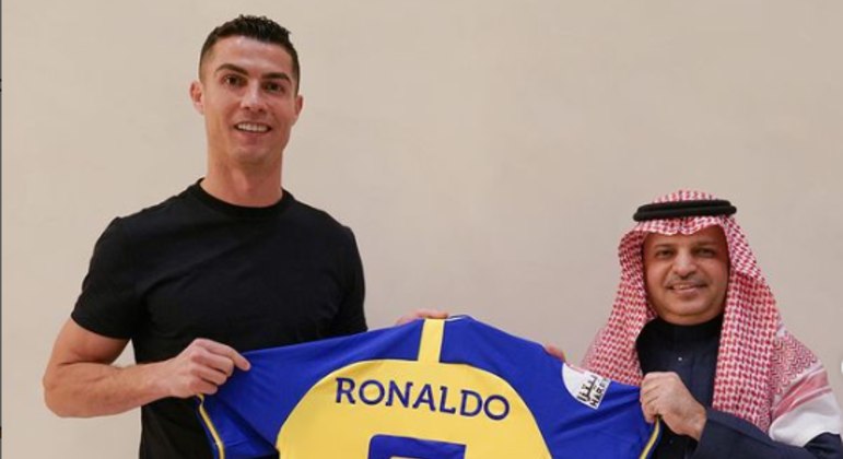 Craque português é anunciado em clube saudita
