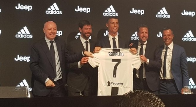 Cristiano Ronaldo é apresentado na Juventus: foi uma decisão