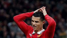 Após punição, Cristiano Ronaldo volta a treinar com o grupo no Manchester United