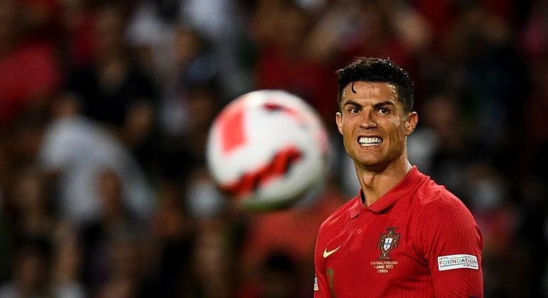 CR7 em jogo de Portugal contra a República Tcheca na última quinta-feira (9)
