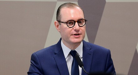 Cristiano Zanin durante sabatina na CCJ do Senado