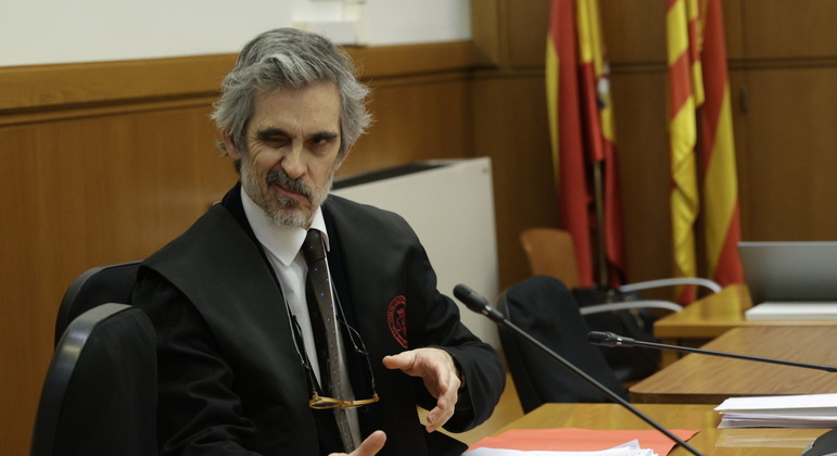 Cristóbal Martell, renomado advogado espanhol, é responsável pela estratégia de defesa de Daniel Alves