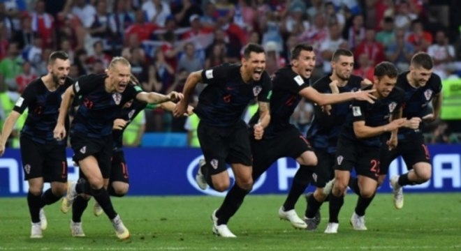 Croácia bateu a Rússia nos penais após 2 a 2 em 120 minutos