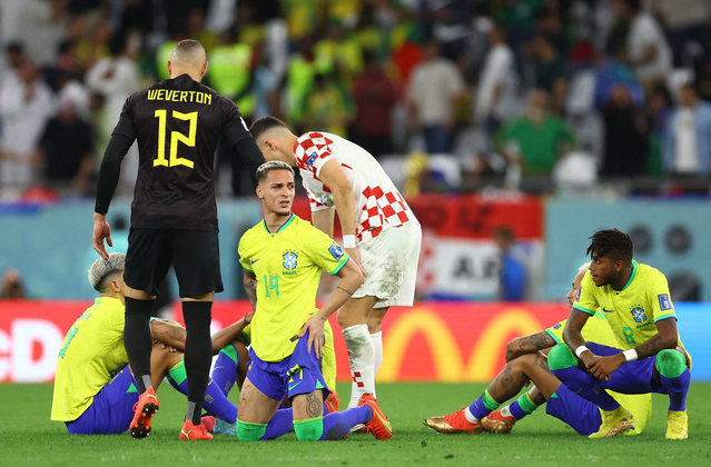 Os brasileiros perdem para a Croácia e não passam das quartas de final no Mundial. Desde 2002, quando foi campeão do mundo pela última vez, o Brasil não vence uma equipe europeia em mata-matas da Copa