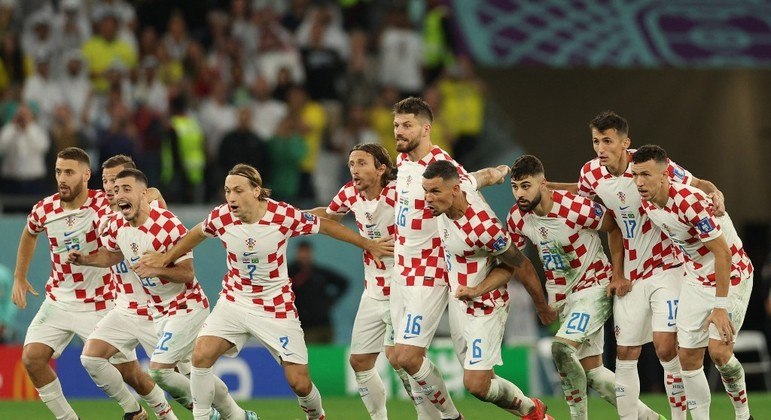 Croatas venceram o Brasil nos pênaltis e foram pela segunda vez consecutiva para a semifinal do Mundial