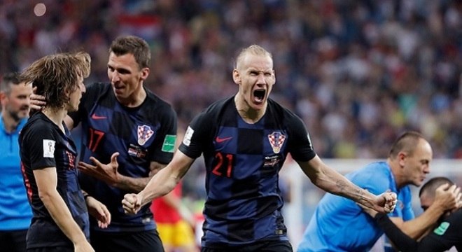 Modric, Madzukic e Vida comemoram a classificação croata