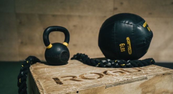 CrossFit - o que é, origem, principais benefícios e riscos