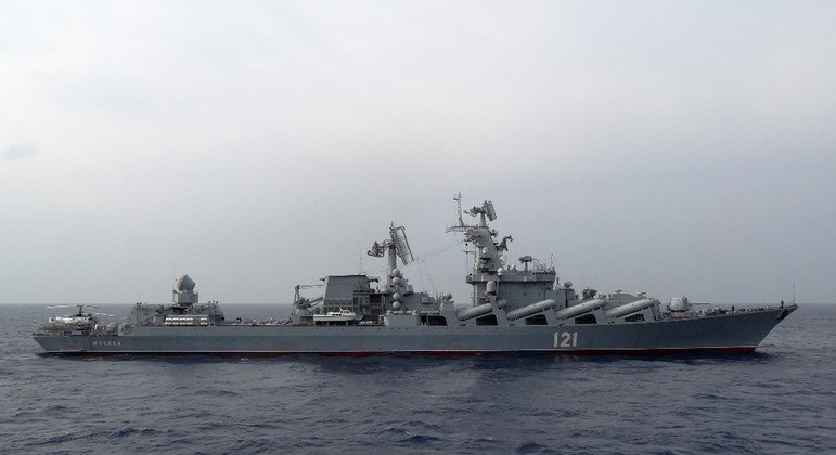 Cruzador Moskva era a embarcação mais importante da Rússia na região do mar Negro