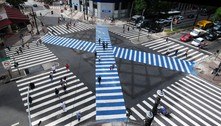 Trilha urbana: calçadas e faróis de São Paulo desafiam pedestres