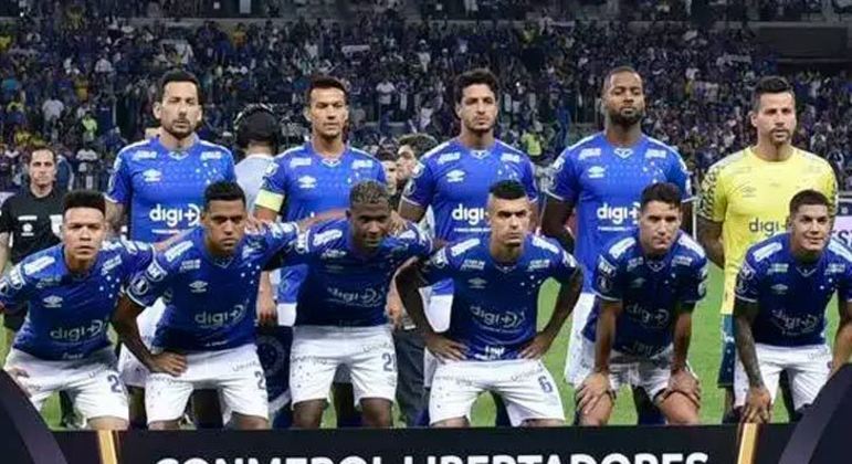 CRUZEIRO: 17 participações (1967, 1975, 1976, 1977, 1994, 1997, 1998, 2001, 2004, 2008, 2009, 2010, 2011, 2014, 2015, 2018 e 2019). 
