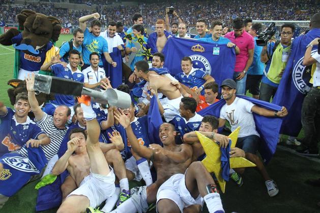 Brasileirão 2014Campeão do 1º turno: CruzeiroCampeão: Cruzeiro