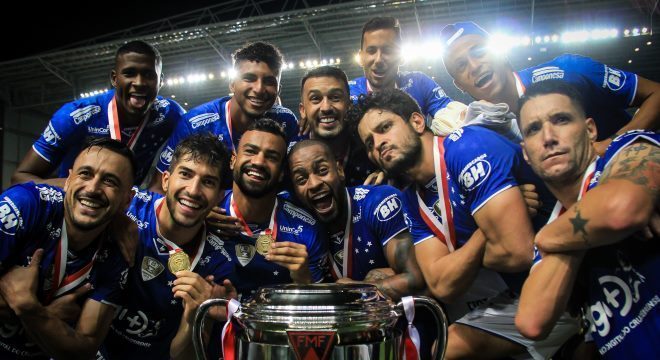 Cruzeiro conquistou título contra Atlético-MG com 2 a 1 e 1 a 1 nas finais