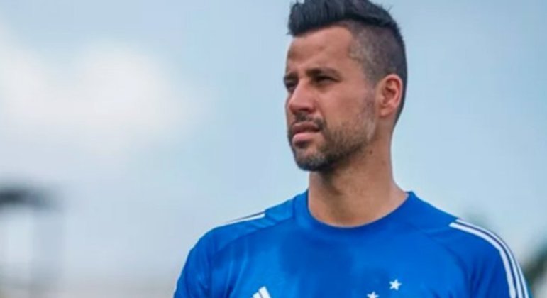 CRUZEIRO - Contrato com a Adidas válido até 2025