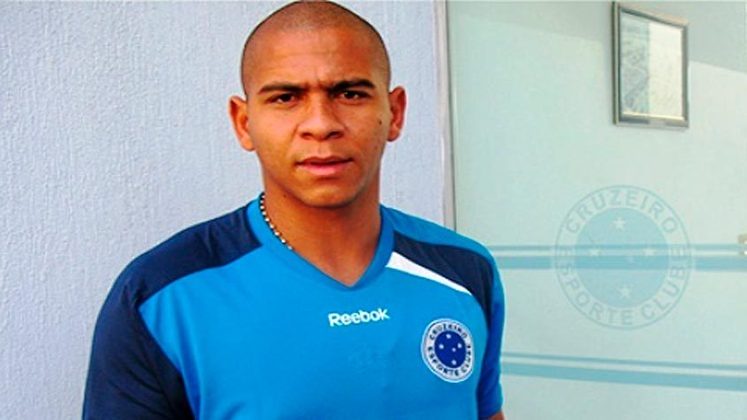 Cruzeiro - Walter (atacante): Walter chegou por empréstimo vindo do Porto. Apesar de toda qualidade, fez 11 partidas somente e marcou três gols. 