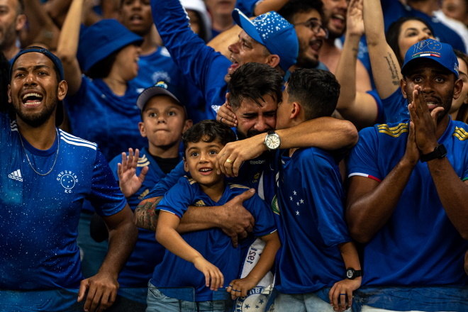 Cruzeiro volta a vencer e agora se prepara para festa final no