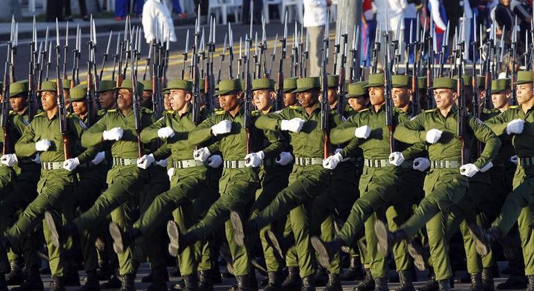 Governo cubano fará exercícios militares nos mesmos dias em que protestos foram convocados