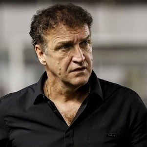 Treinador Cuca continua no centro do noticiário