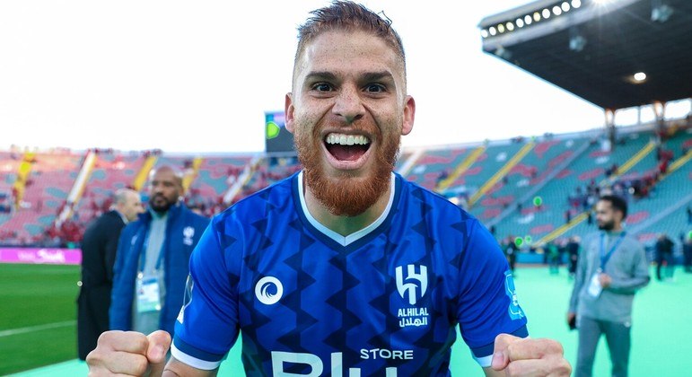 Cuellar foi eleito o melhor em campo na classificação do Al Hilal para a semifinal do Mundial de Clubes