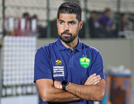 Cuiabá - António Oliveira (português) - 40 anos.