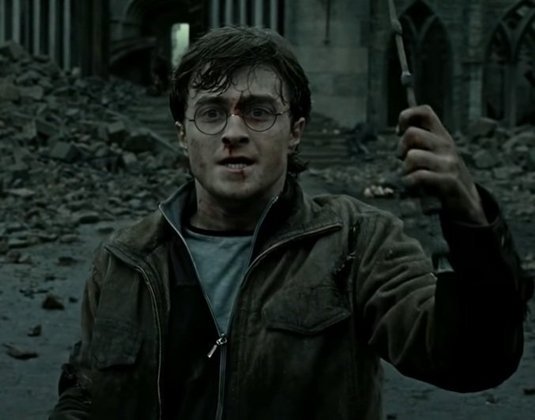 Curiosidade número 7: Daniel Radcliffe quebrou mais de 80 varinhas.