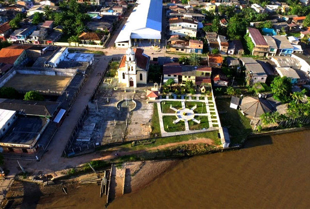 Curralinho (Pará) - Cidade de 32.900 habitantes numa área de 3.617 km², a 150 km da capital Belém. 