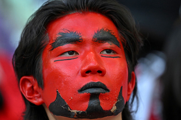 Da Coreia do Sul, o vilão conhecido por atacar depiladores de sobrancelha