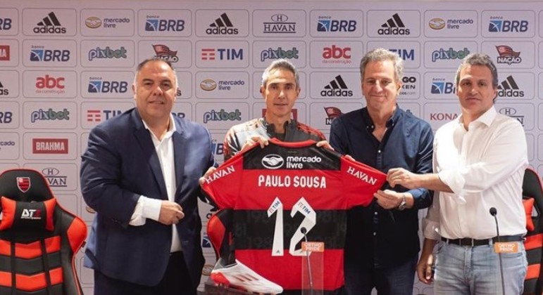 Da esquerda para direita, Marcos Braz, Paulo Sousa, Rodolfo Landim e Bruno Spindel