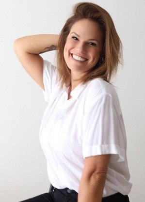 Dani Bavoso apresenta o podcast do "Power Couple"