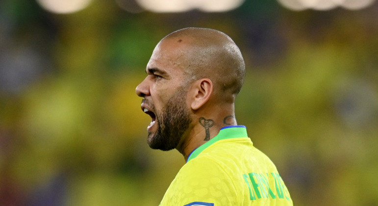 Daniel Alves foi transferido na segunda-feira (23) para o Centro Penitenciário Brians 2
