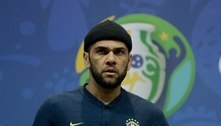 Defesa de Daniel Alves insiste na inocência do jogador e minimiza risco de fuga