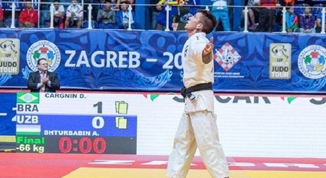 Aos 19 anos, Cargnin sagrou-se campeão mundial júnior em Zagreb, na Croácia