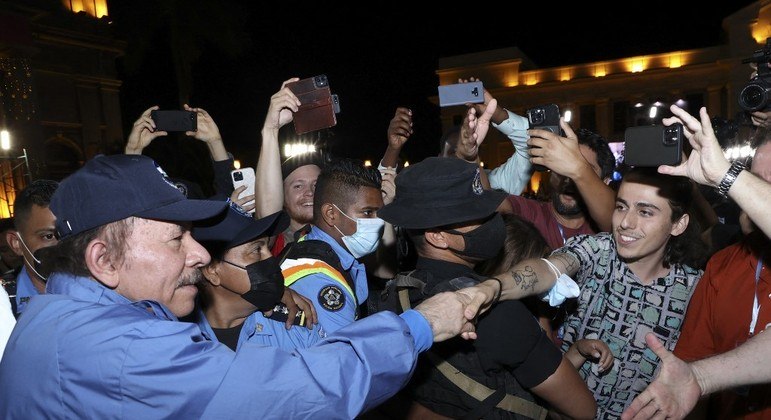 ONU encontra irregularidades em eleição que reelegeu o presidente Daniel Ortega com 75% dos votos