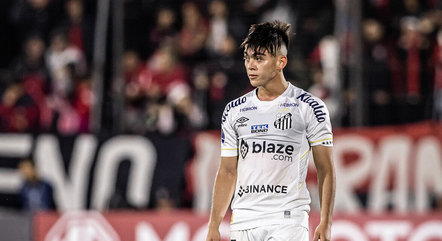 Daniel Ruiz em ação pelo Santos