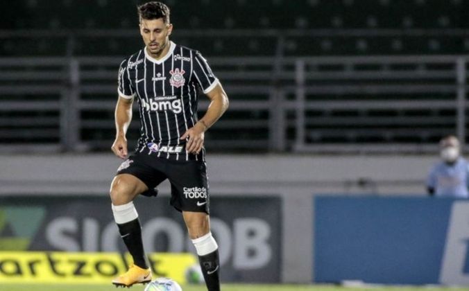 Danilo Avelar (32 anos) - Zagueiro/Lateral-esquerdo - Sem time desde junho de 2021 - Último clube: Corinthians. - Valor de mercado: 1,8 milhões de euros (R$ 11,16 milhões)