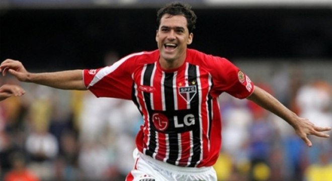 Danilo defendeu o São Paulo de 2004 a 2006