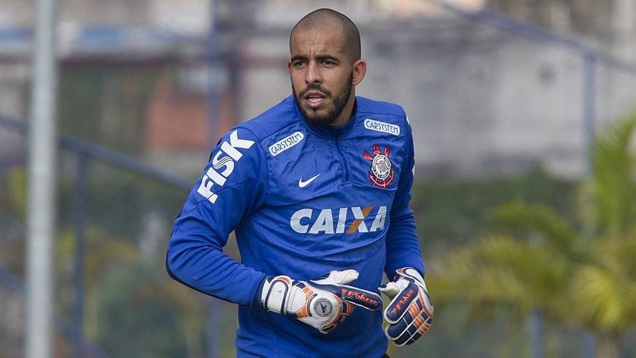 Herói! Cássio brilha e leva Corinthians às quartas de final - Esportes - R7  Futebol