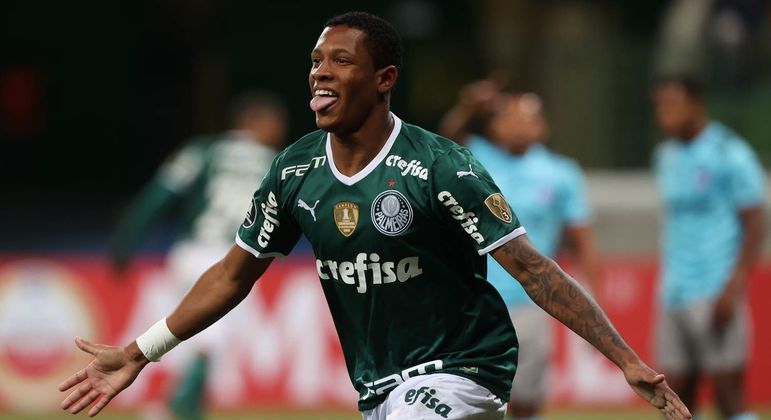 Danilo comemora o gol marcado pelo Palmeiras contra o Emelec pela Libertadores no Allianz